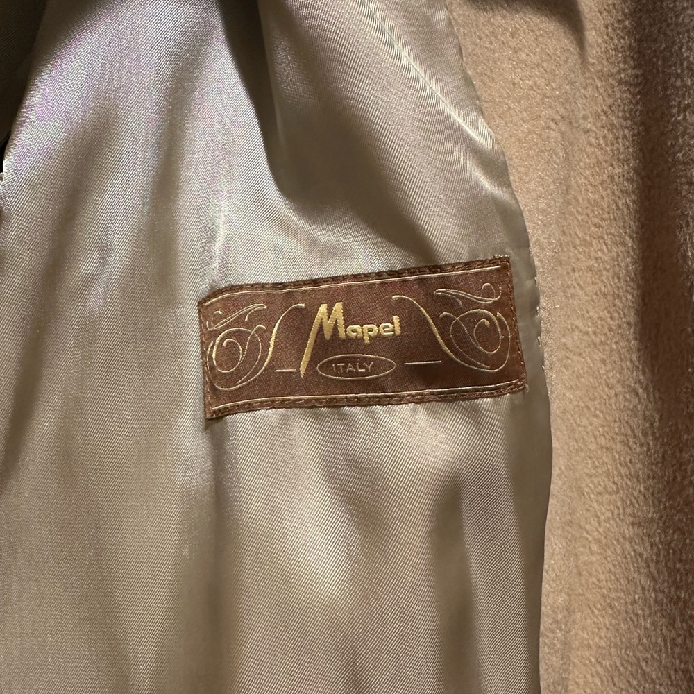 Aritzia Babaton The Slouch Coat (Re-Camel wool) - Picture 9 of 12